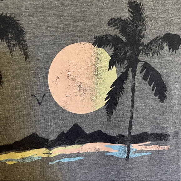 Goodfellow Women’s T-Shirt Size M - Picture 7 of 11